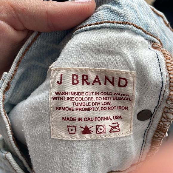 J Brand cutoff shorts in Aquarius style - Picture 5 of 6